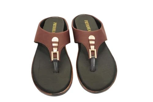 Stay Causal With Leather Chappal k-7051