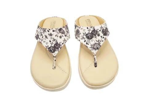 Stay Casual Chappal With Leather ChhapalK-772